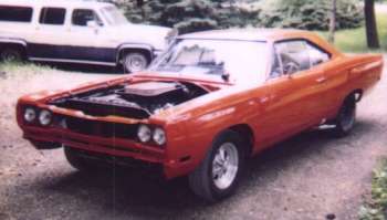 1969 Road Runner5.jpg (10645 bytes)