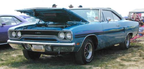 B-1970_Plymouth_GTX_LeftFront.jpg (23174 bytes)