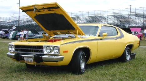 B-1974_Plymouth_Road_Runner-FrontLeft.jpg (27626 bytes)