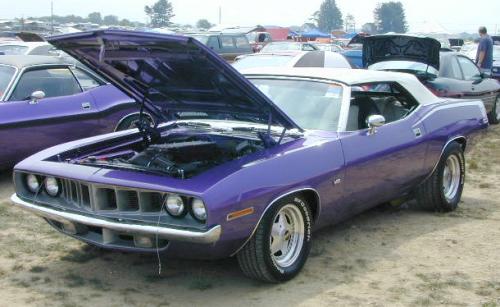 E-1971_Plymouth_Cuda_LeftFront.jpg (31376 bytes)